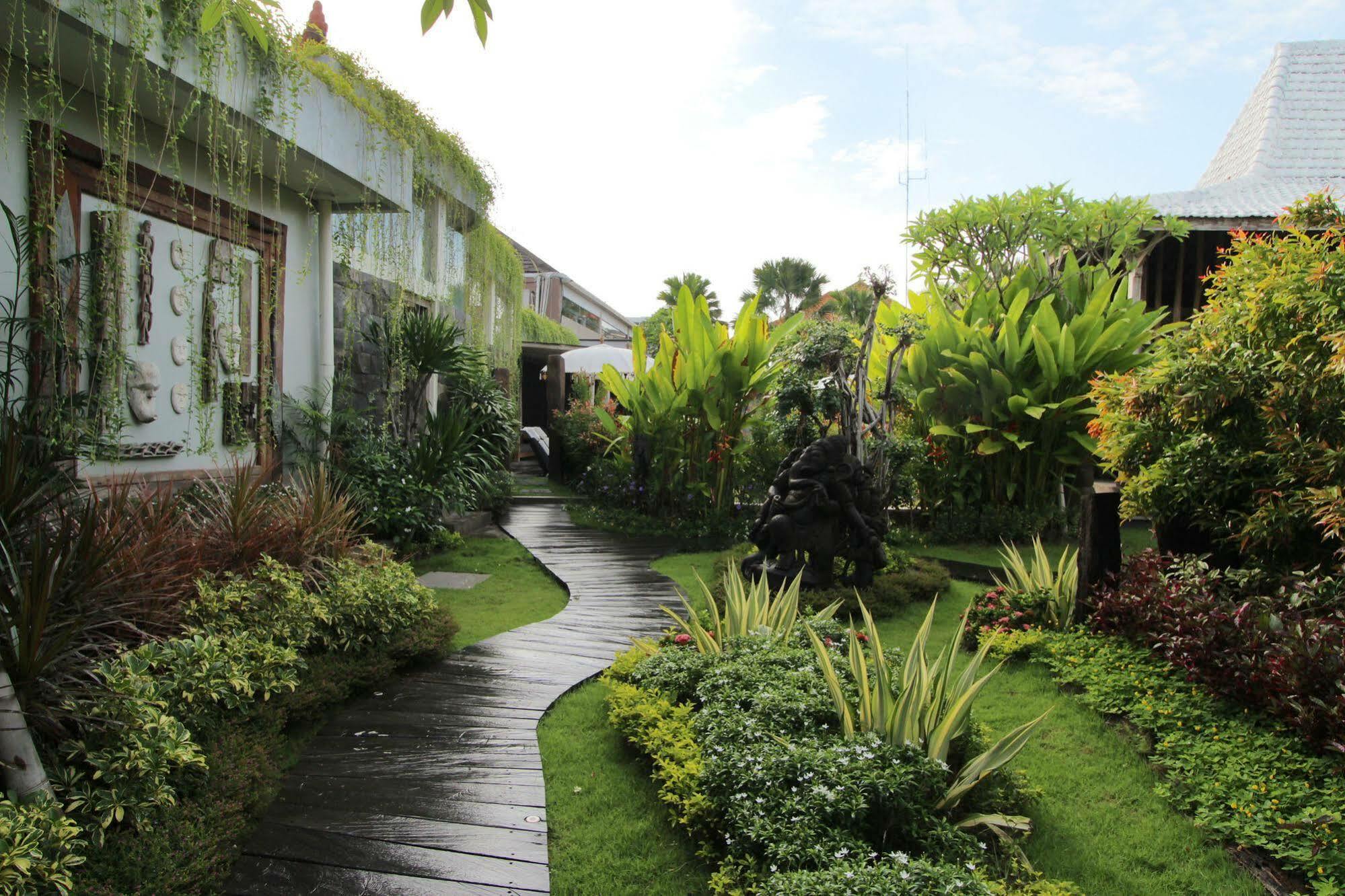Gahana Bali Villa Seminyak  Luaran gambar